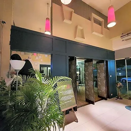 Sathorn Terrace Apartment